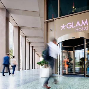 Hotell Glam ****