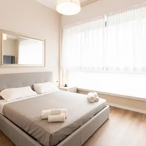 Santa Maria Valle 3 Daire Milano