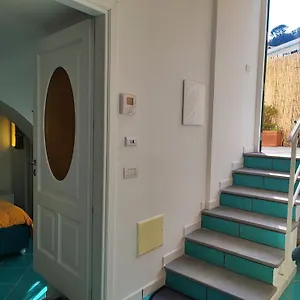 Apartamento Small Wonder Tiny Town House